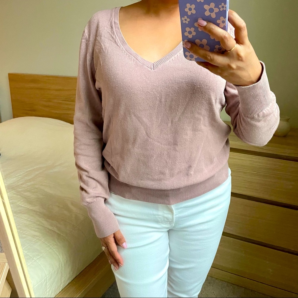 H&M Mauve Sweater